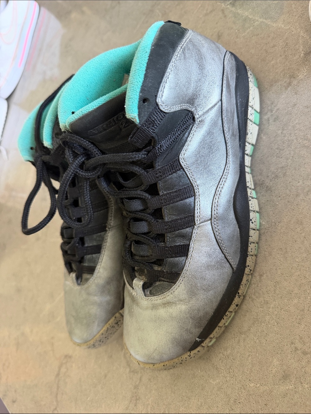 Air Jordan 10 Retro Lady Liberty size 9.5 men’s